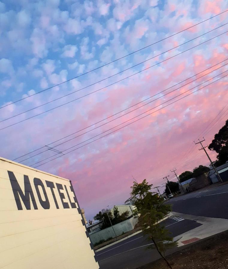 Motel Riverbend Tailem Bend Exterior photo